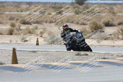 media/Oct-02-2025-Racers Edge (Thu) [[2c91cb6ab3]]/3-B Group/Session 3-Turn 16 (12pm)/